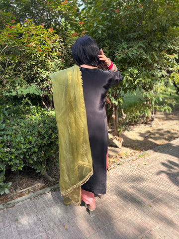 LD- 012 Black & Peach Pink Suit Set