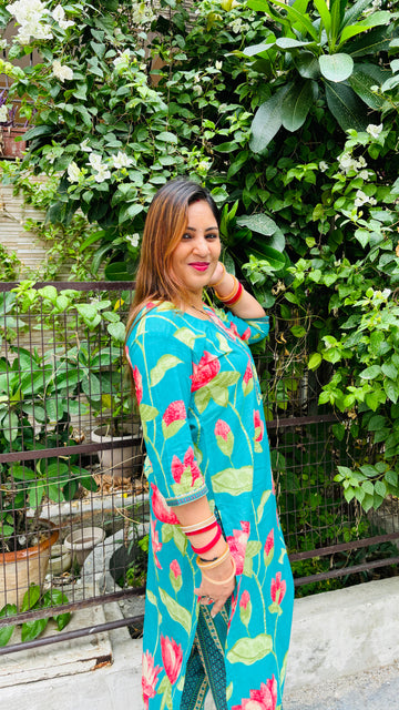 EF10051 - Elegant Floral Print Kurta Set